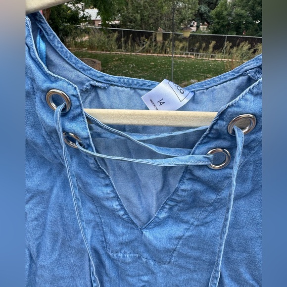 Denim Victorian style lace up top - Picture 3 of 6